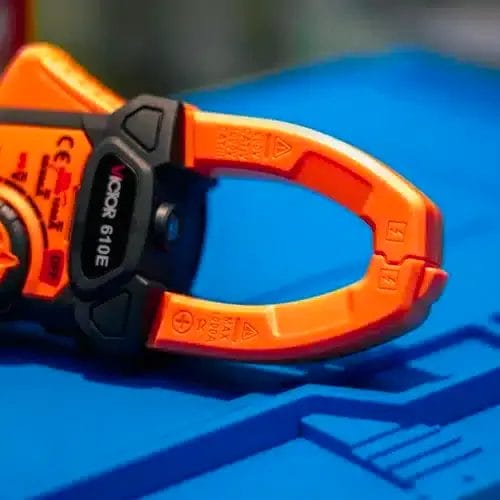 مولتی متر کلمپی ویکتور مدل VICTOR 610E عصرتولز